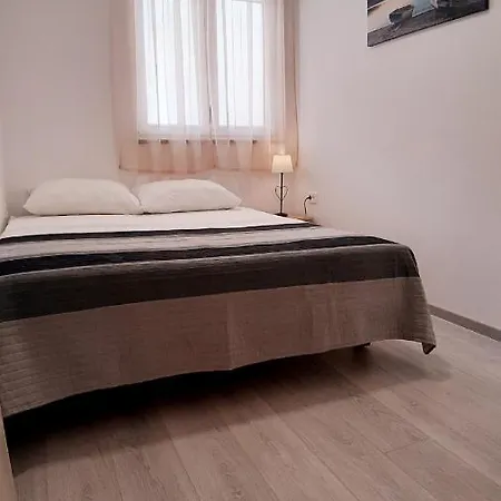 Apartman Luxury Sabadell - Located