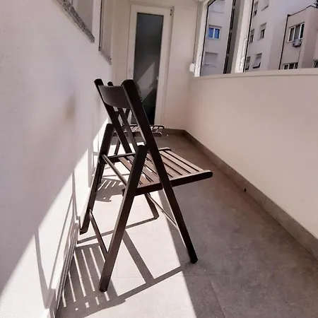 Luxury Sabadell - Located Apartman *